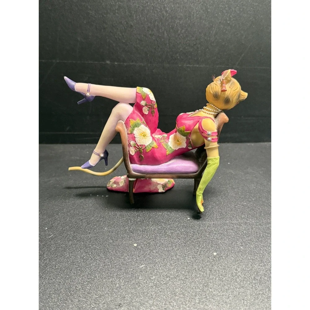 Margaret Le Van Collectible Figurine Katty Diva Cat Figurine Whimsical Kitsch